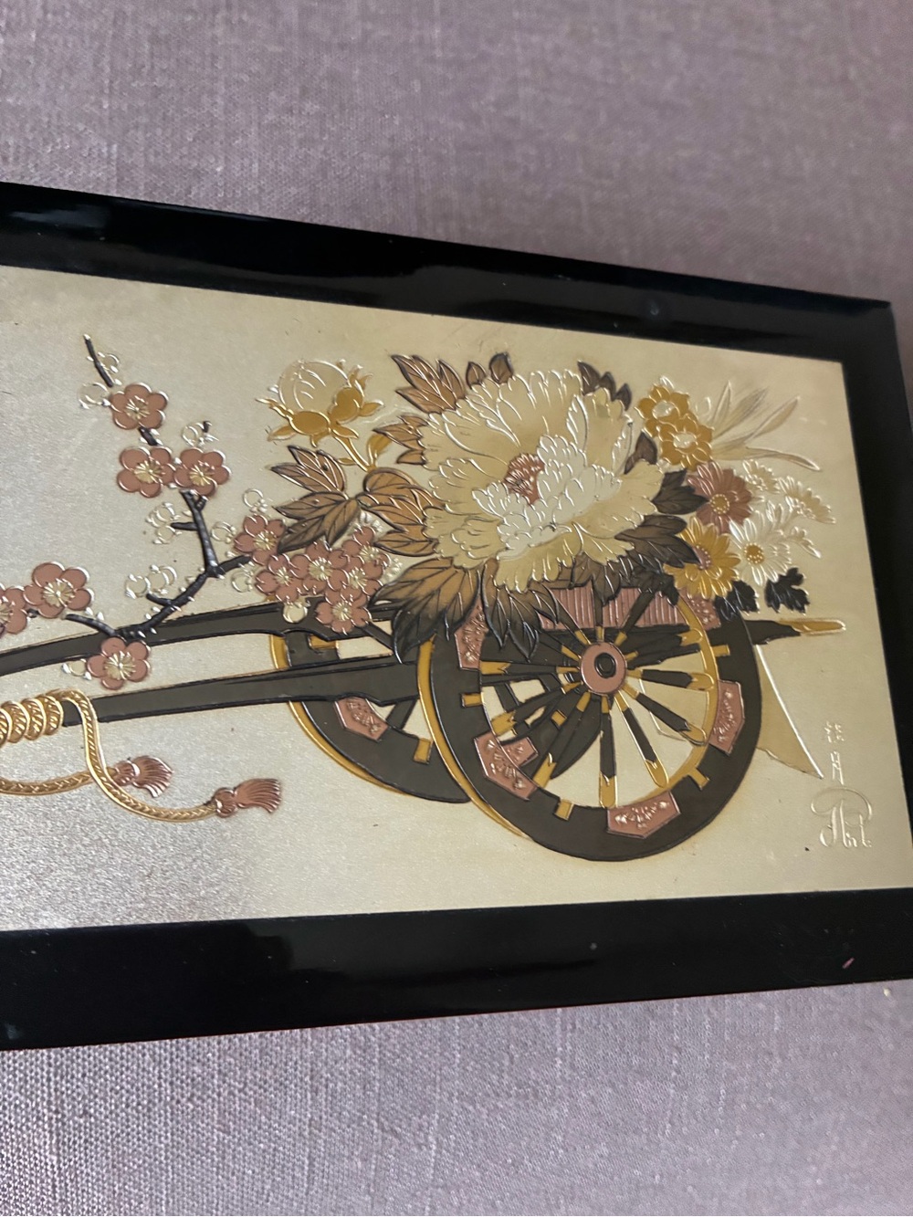 Vintage chokin music box